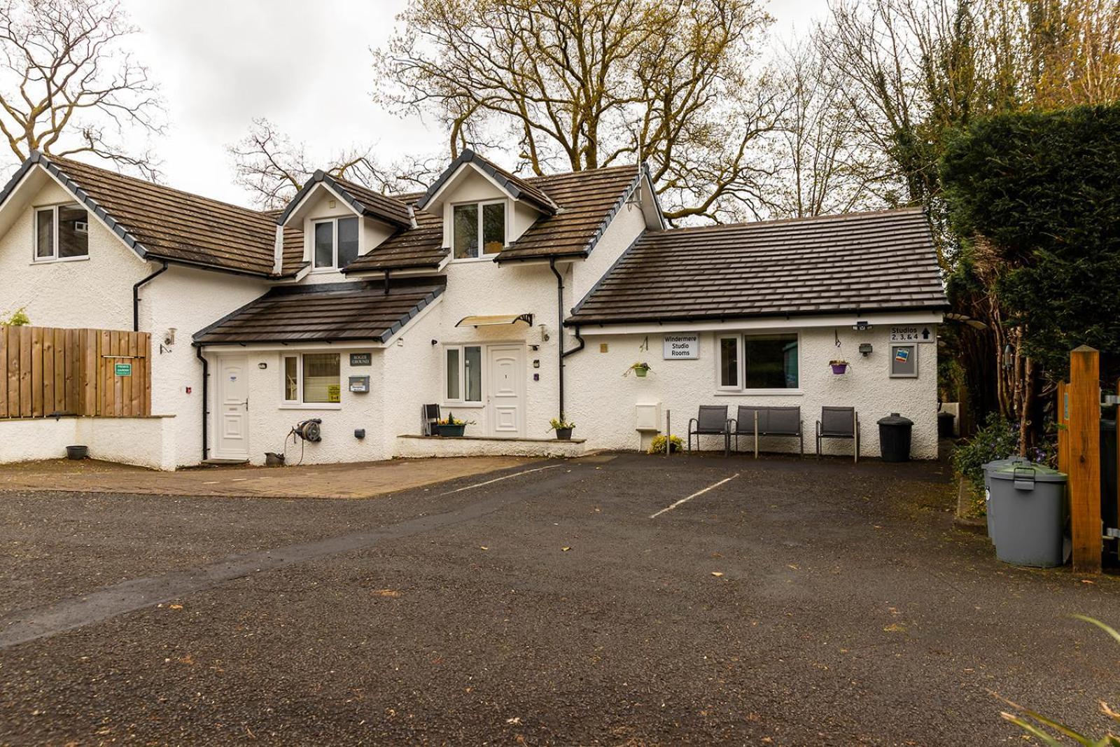 Roger Ground Guest House - With Onsite Car Parking Windermere Exteriör bild