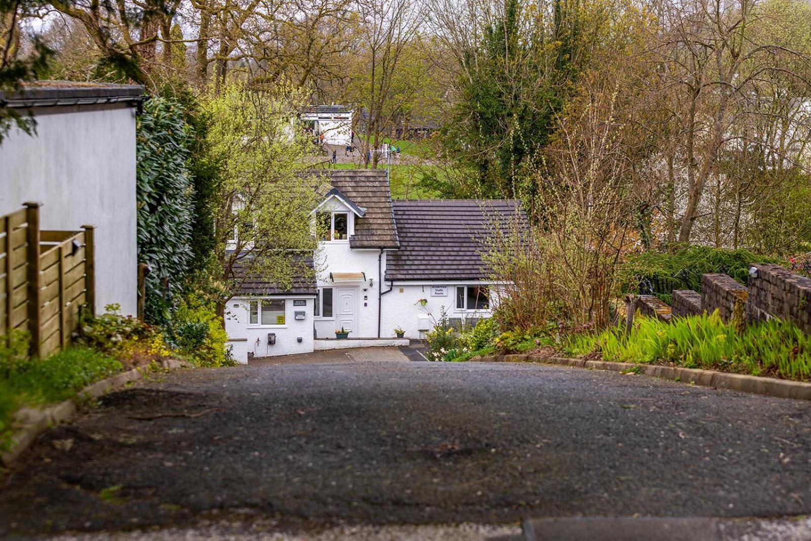 Roger Ground Guest House - With Onsite Car Parking Windermere Exteriör bild